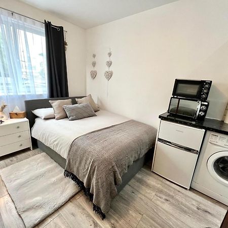 Cosy Studio Flat Londra Dış mekan fotoğraf